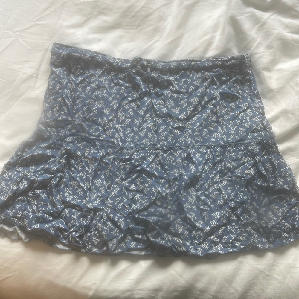 Brandy Melville mini skirt (patterned)